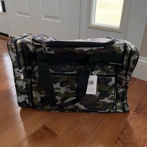 Ngil Army duffle bag NWT